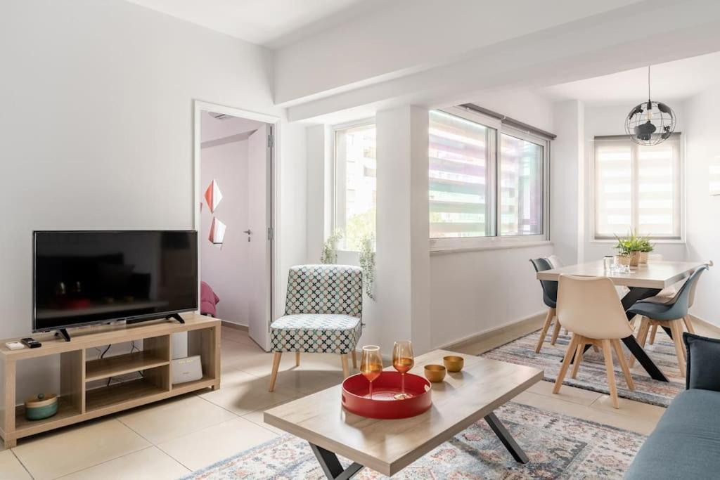 Brand New Bright Modern 6Bdr Apt-1Min To Acropolis Athen Eksteriør bilde